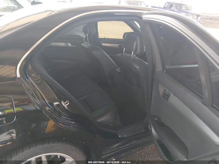 2013 MERCEDES-BENZ C 250 SPORT