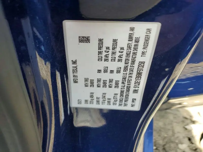 2021 TESLA MODEL 3   