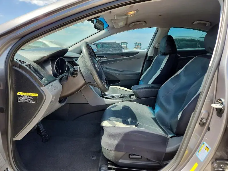 2012 HYUNDAI SONATA GLS  