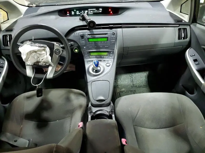 2011 TOYOTA PRIUS THREE  