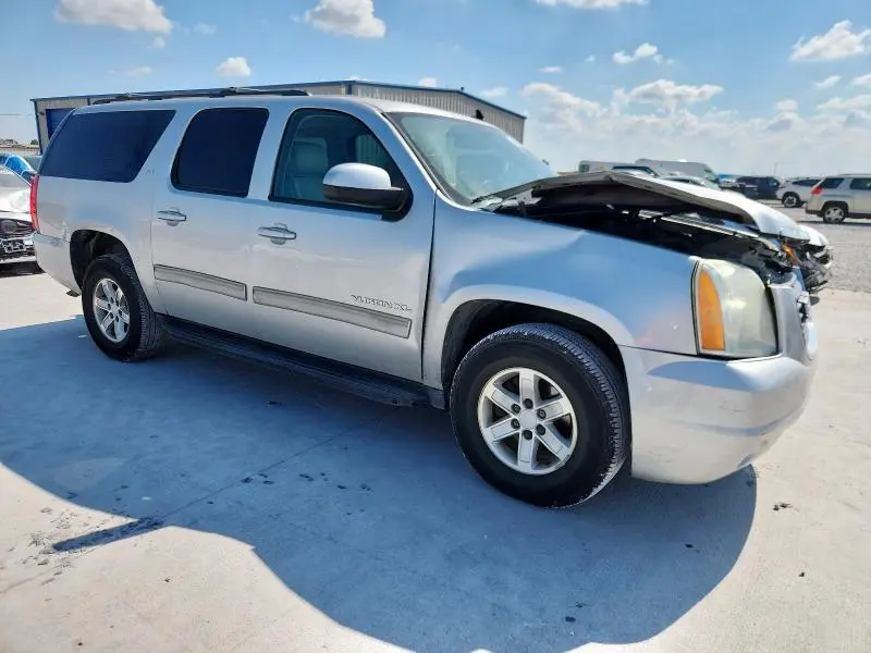 2010 GMC YUKON XL C1500 SLT  