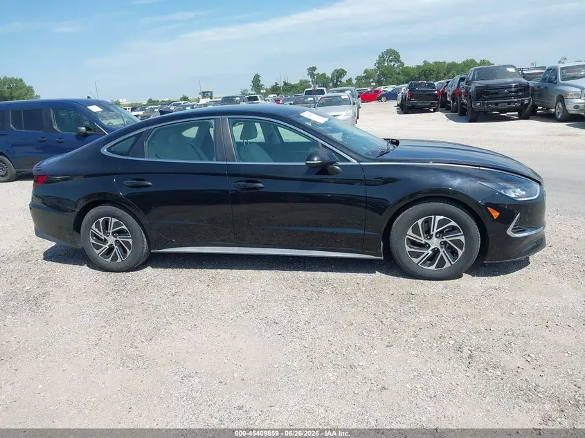 2021 HYUNDAI SONATA BLUE