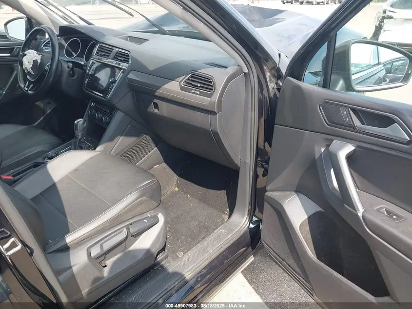 2018 VOLKSWAGEN TIGUAN 2.0T SE/2.0T SEL