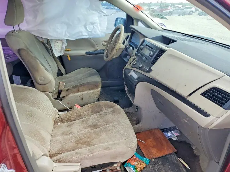2013 TOYOTA SIENNA L 7-PASSENGER  