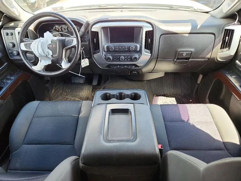 2018 GMC SIERRA K2500 SLE  