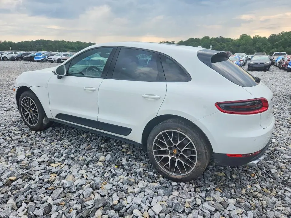 2018 PORSCHE MACAN   