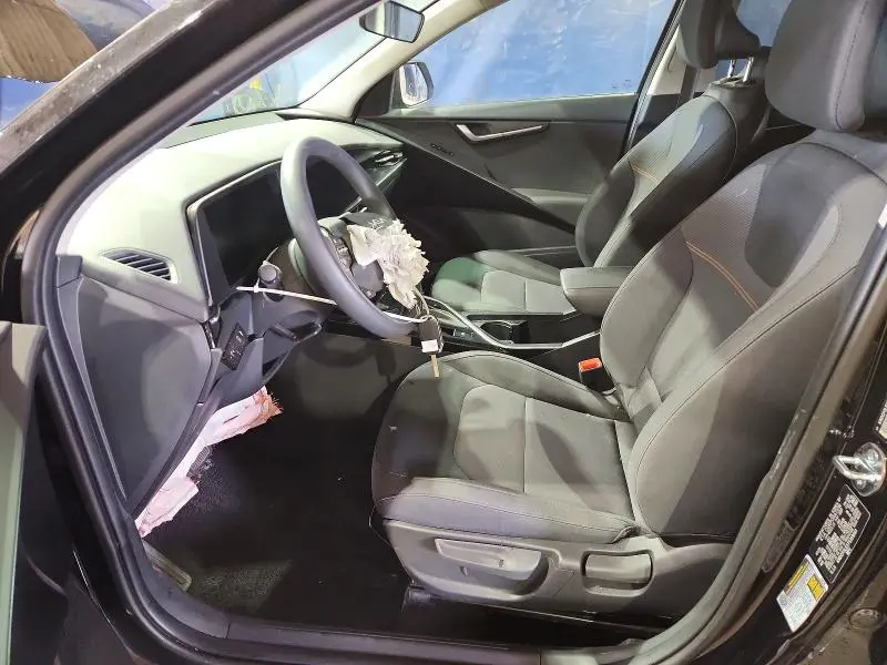 2026 KIA NIRO LX  