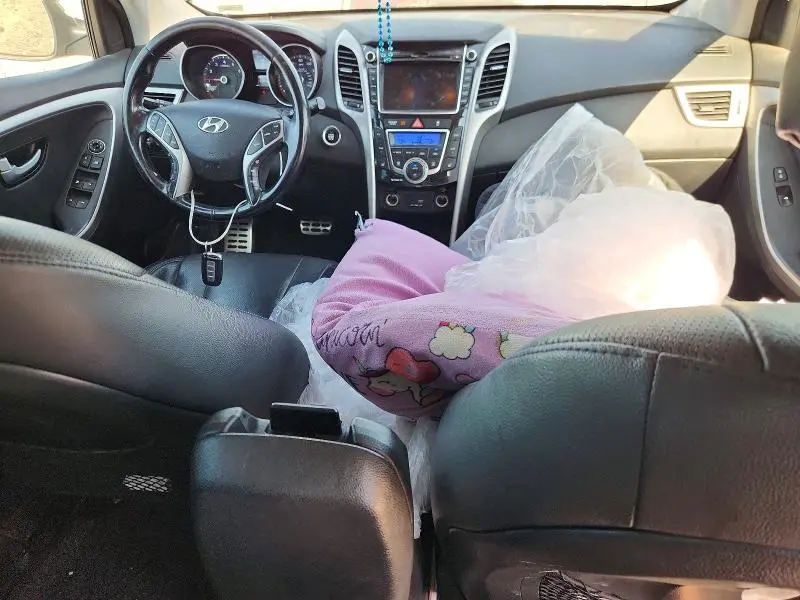 2014 HYUNDAI ELANTRA GT BASE  