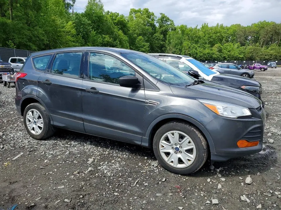 2015 FORD ESCAPE S  