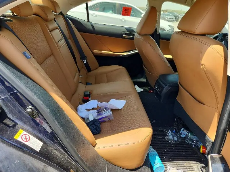 2017 LEXUS IS 300  