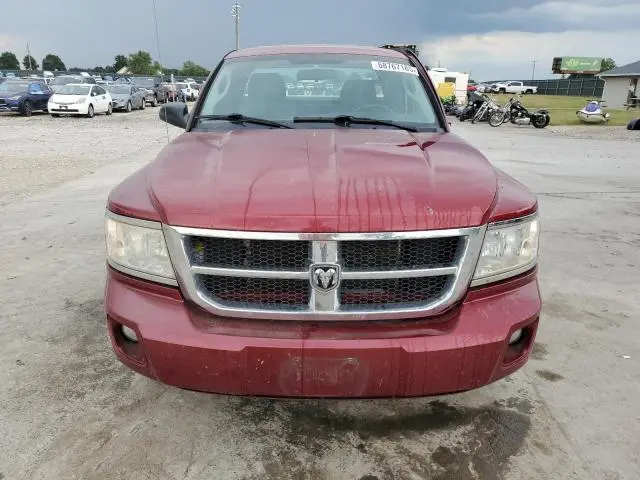 2011 DODGE DAKOTA ST  