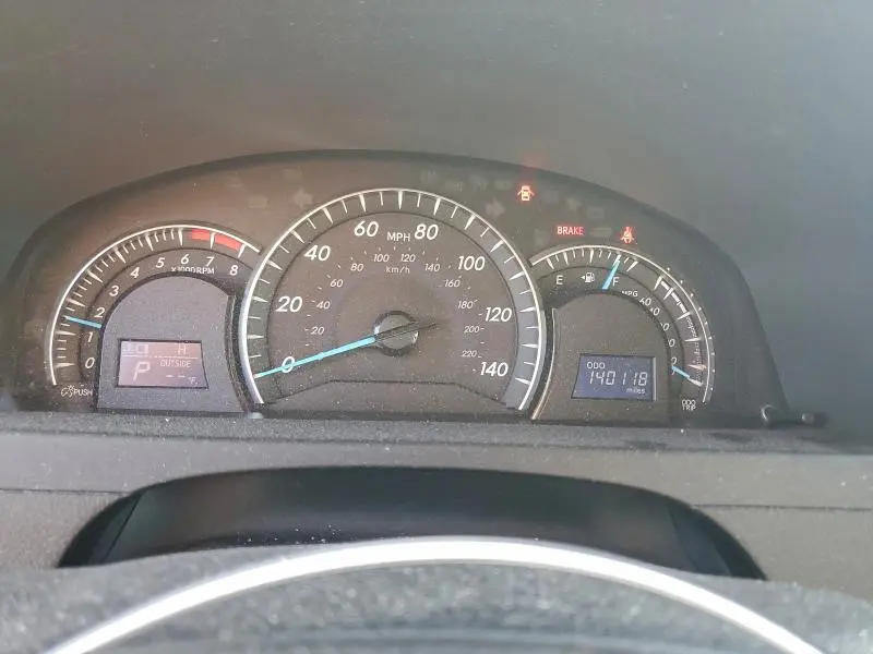 2012 TOYOTA CAMRY SE  