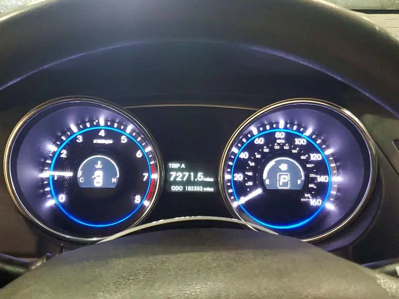 2013 HYUNDAI SONATA GLS  
