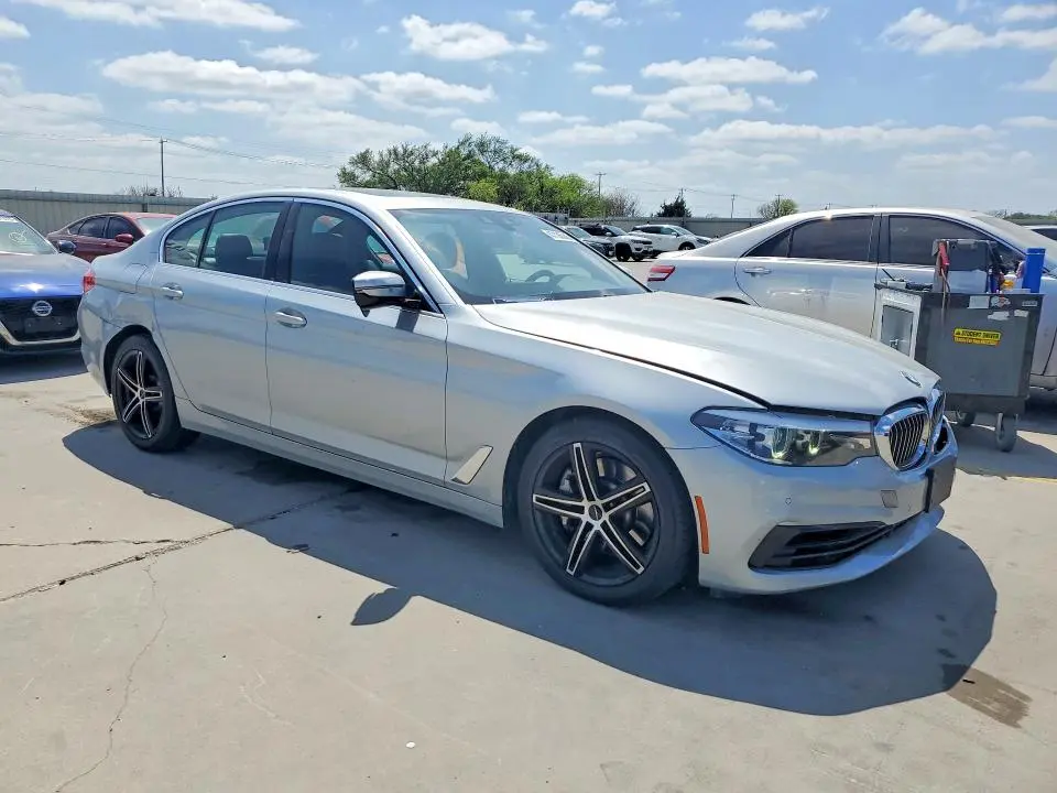 2020 BMW 530 I  