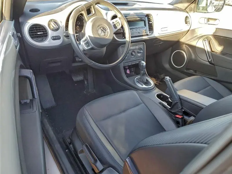 2015 VOLKSWAGEN BEETLE 1.8T  