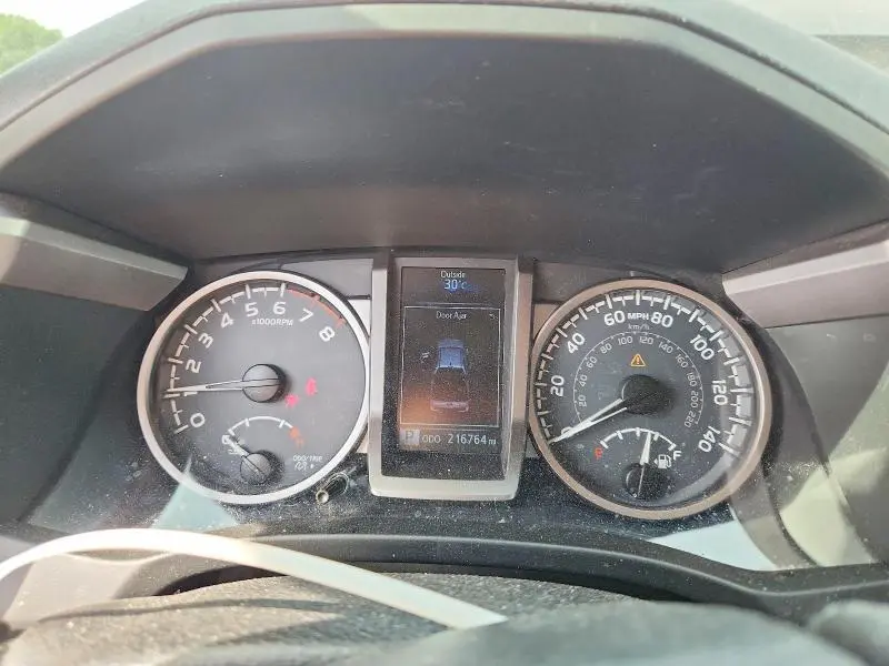 2017 TOYOTA TACOMA SR5 V6  