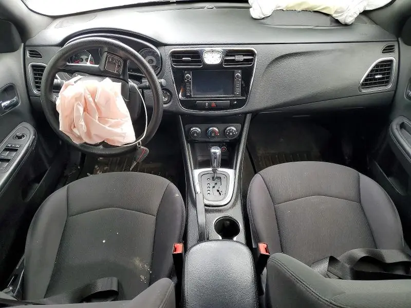 2012 CHRYSLER 200 LX  