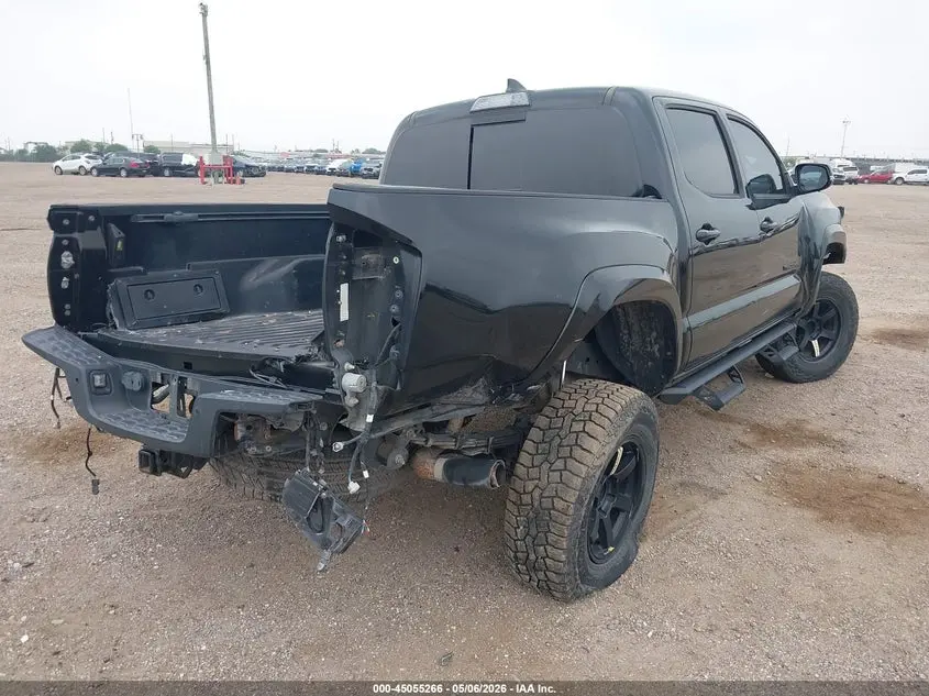 2018 TOYOTA TACOMA  