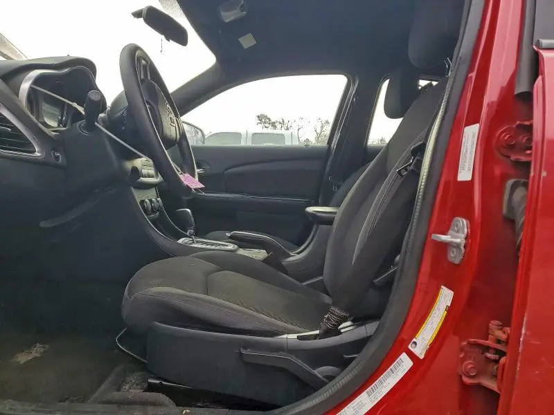 2013 DODGE AVENGER SE  