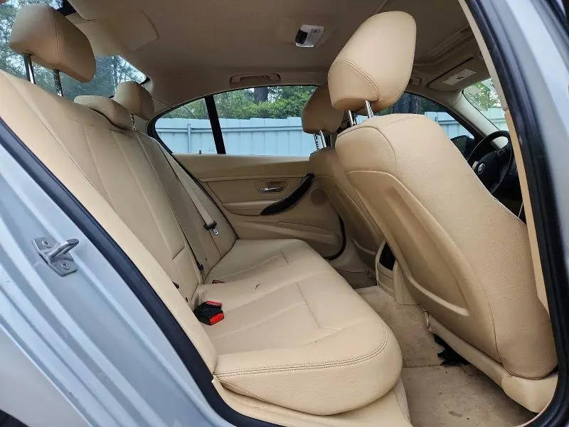 2016 BMW 320 I  