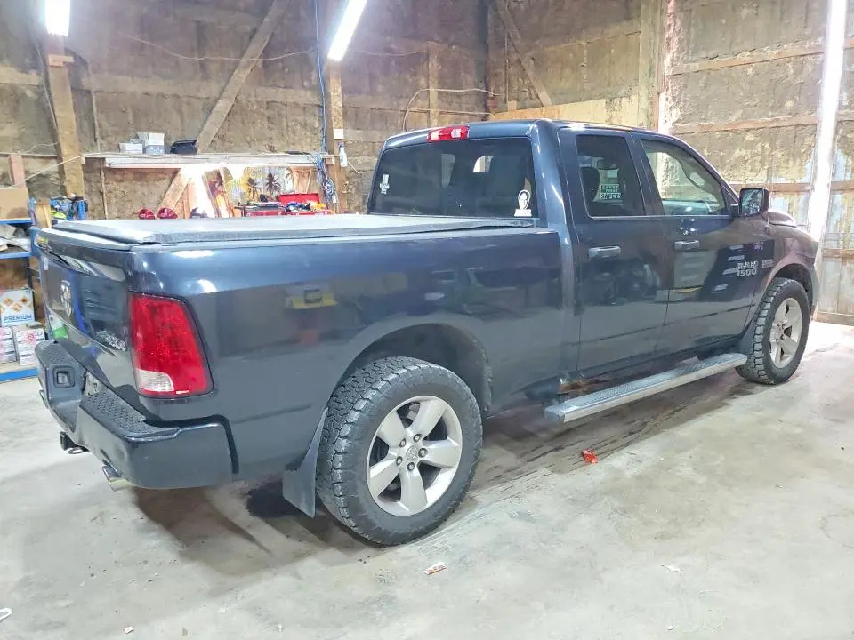 2015 RAM 1500 ST  