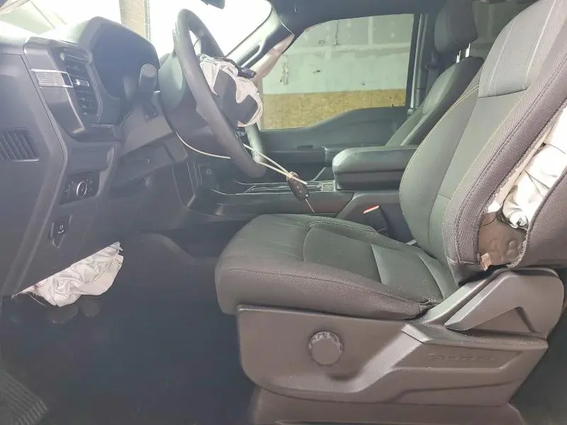 2024 FORD F150 STX  