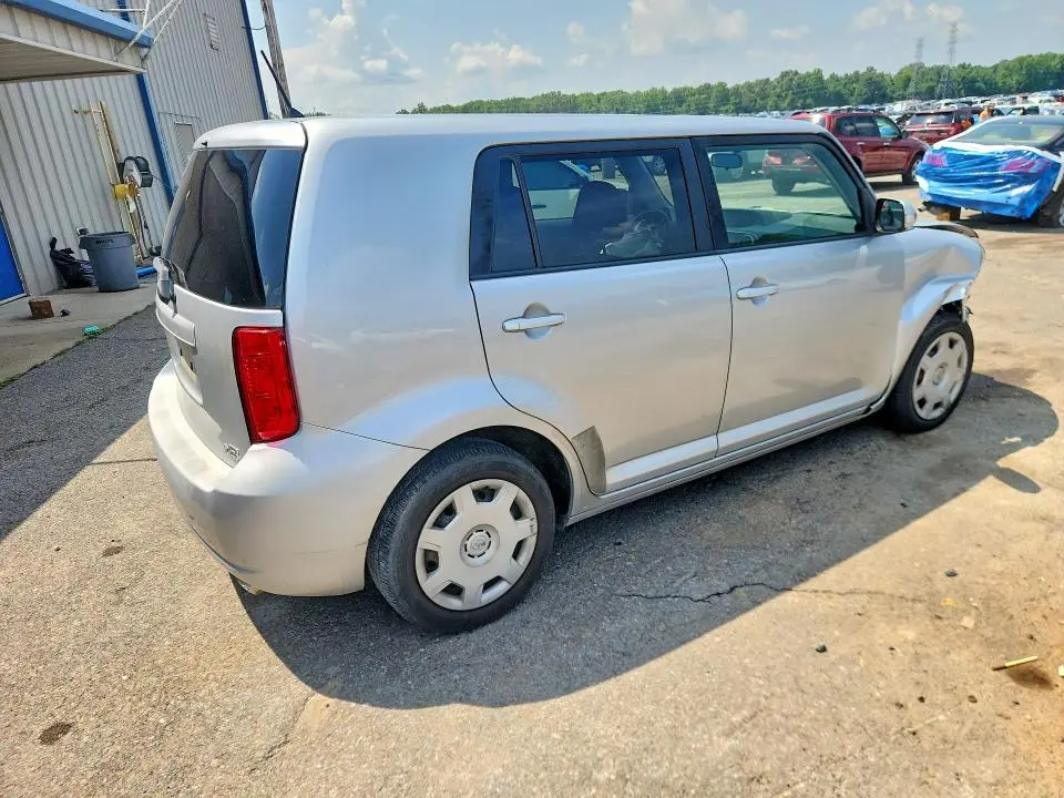 2010 TOYOTA SCION XB  