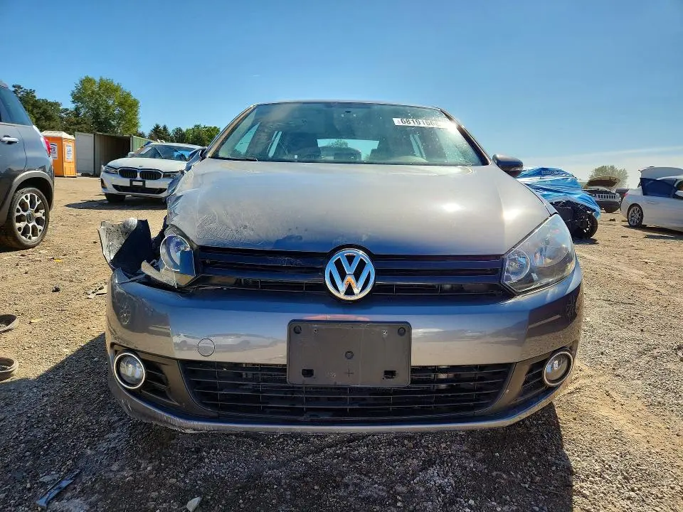 2013 VOLKSWAGEN GOLF   