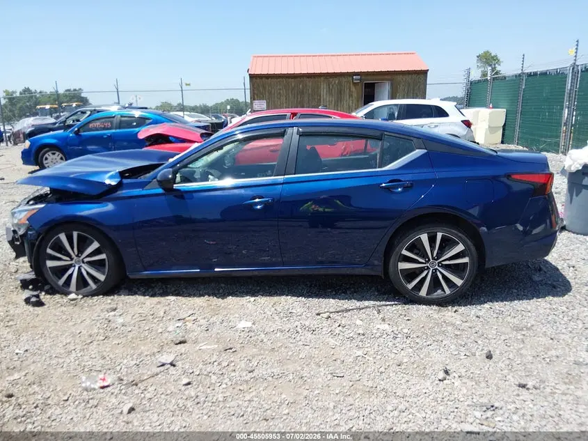 2022 NISSAN ALTIMA SR FWD