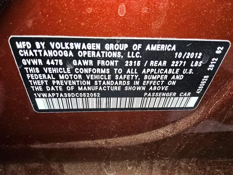 2013 VOLKSWAGEN PASSAT S  