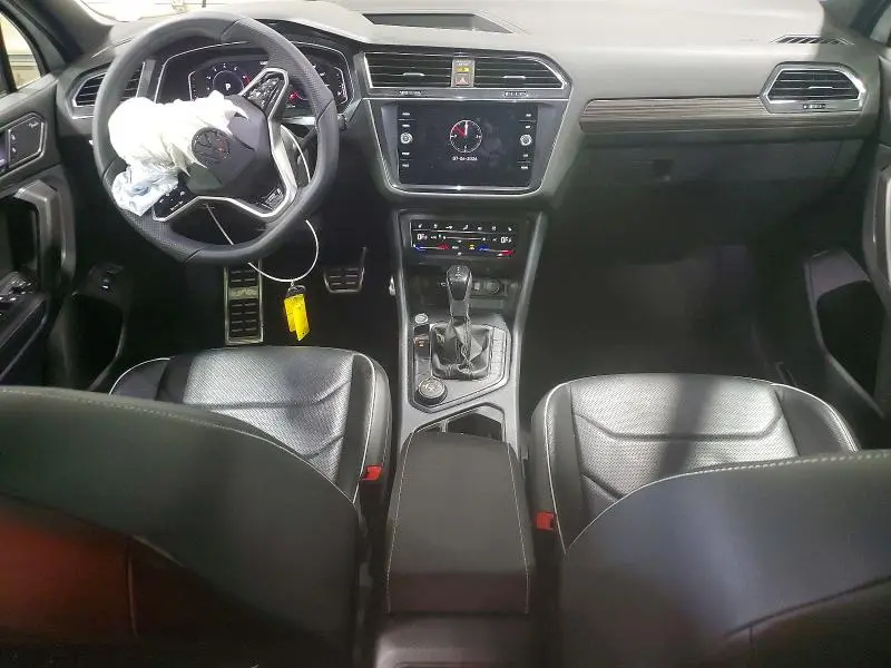 2022 VOLKSWAGEN TIGUAN SEL R-LINE  