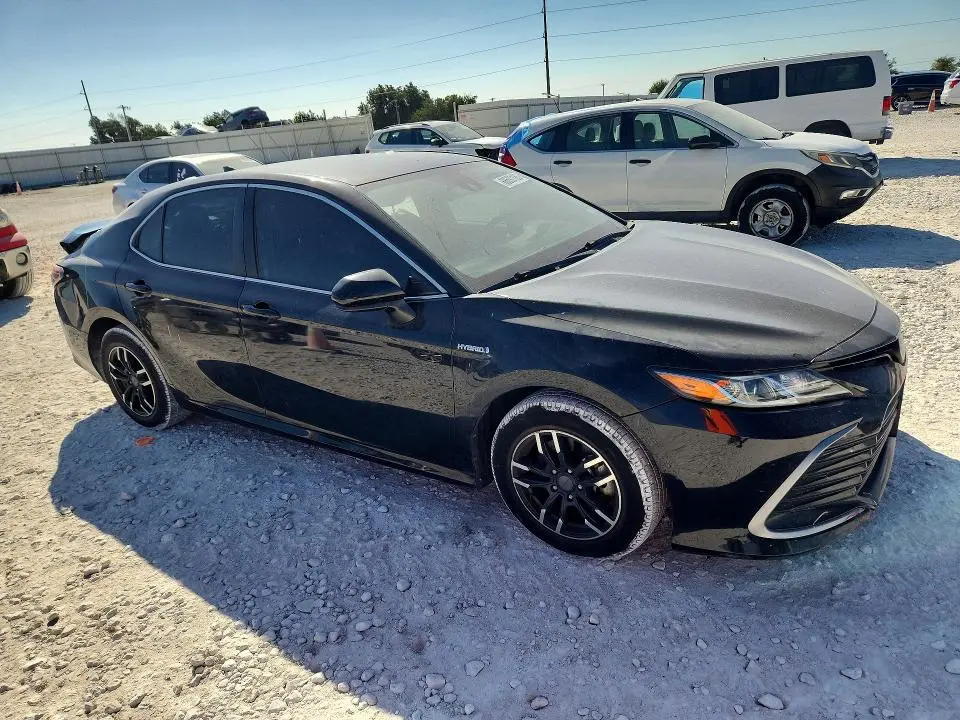 2021 TOYOTA CAMRY LE  