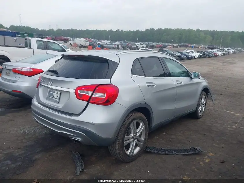 2017 MERCEDES-BENZ GLA 250  