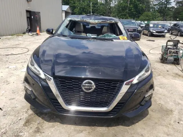 2019 NISSAN ALTIMA SV  