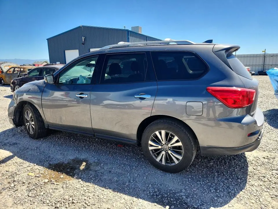 2019 NISSAN PATHFINDER SV  