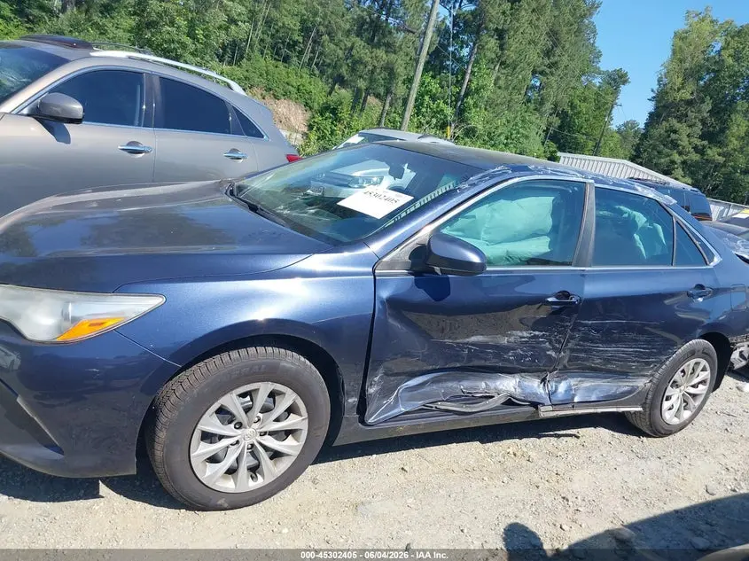2017 TOYOTA CAMRY LE