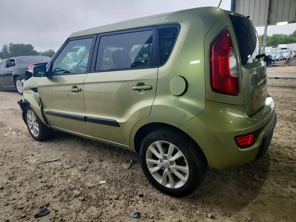 2013 KIA SOUL +  
