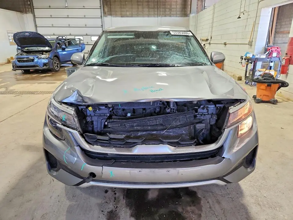 2023 KIA SELTOS LX  