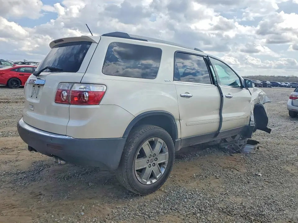 2010 GMC ACADIA SLT-2  