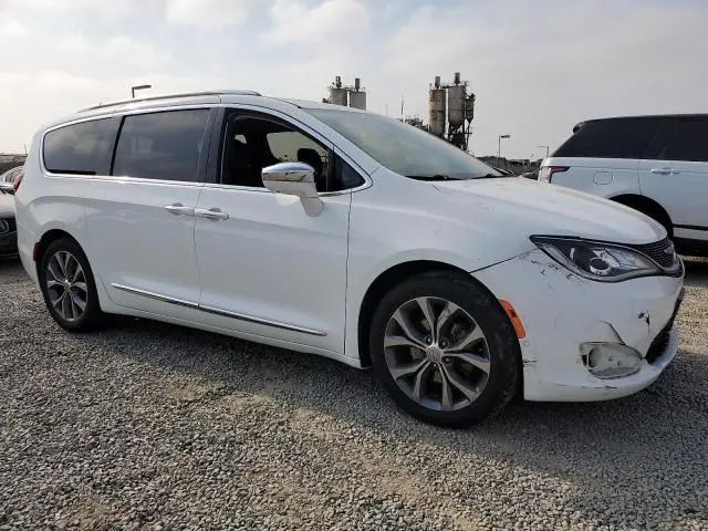 2017 CHRYSLER PACIFICA LIMITED  