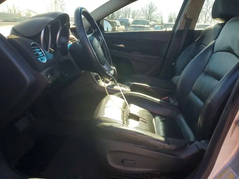 2012 CHEVROLET CRUZE LT  