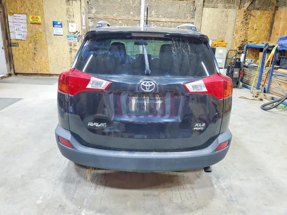 2013 TOYOTA RAV4 XLE  