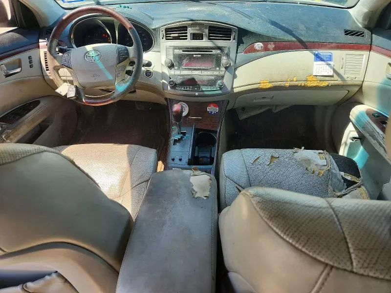 2011 TOYOTA AVALON   