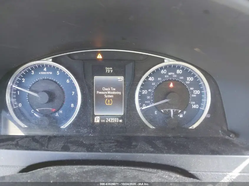 2016 TOYOTA CAMRY LE