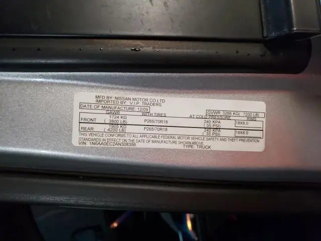 2010 NISSAN TITAN XE  