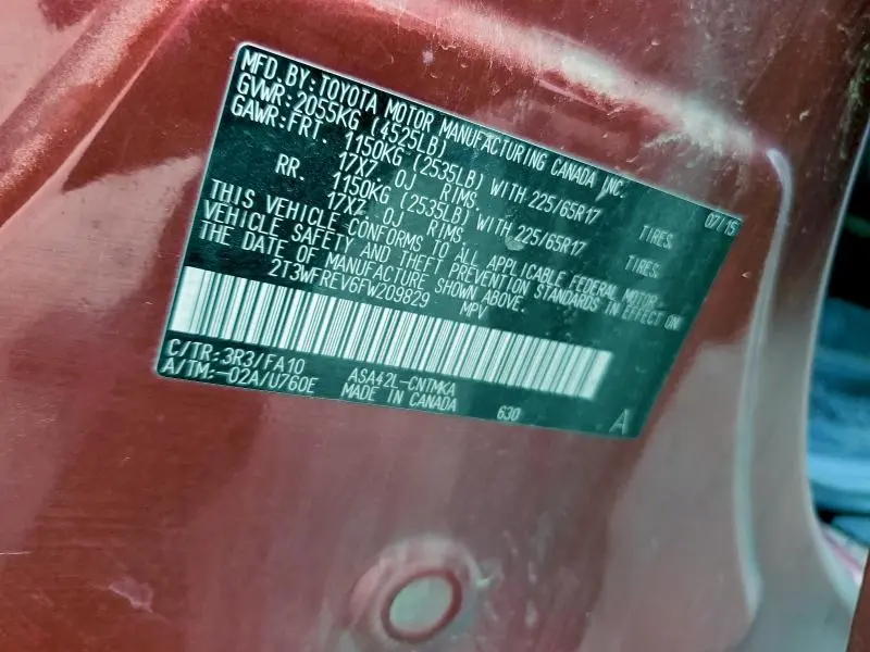 2015 TOYOTA RAV4 XLE  