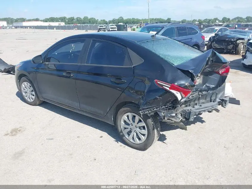 2022 HYUNDAI ACCENT SE
