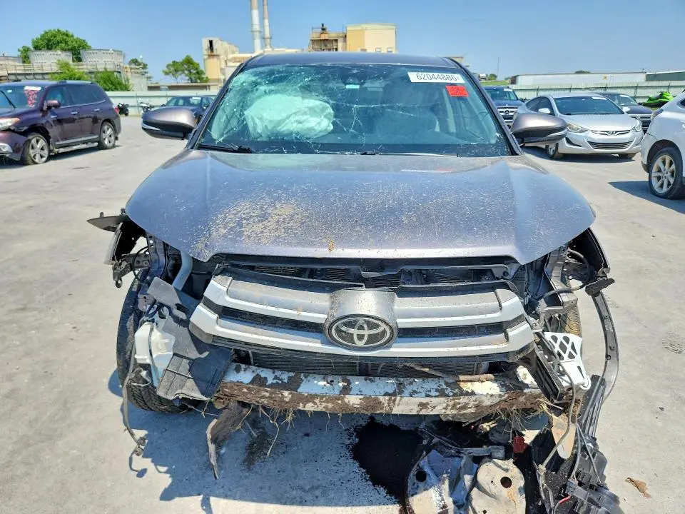 2019 TOYOTA HIGHLANDER LE PLUS  