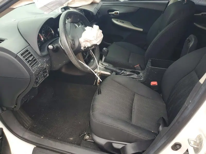 2013 TOYOTA COROLLA S  