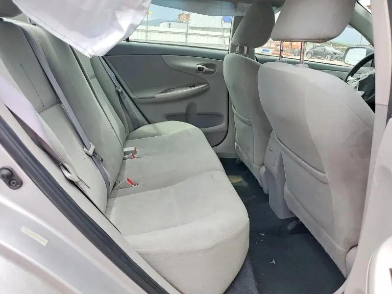 2010 TOYOTA COROLLA LE  